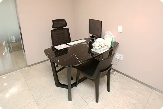 CLASSY Plastic Surgery Clinic environment 3