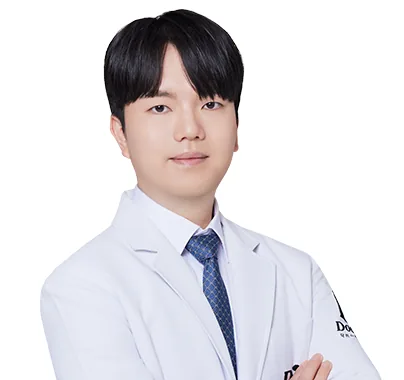 김우일