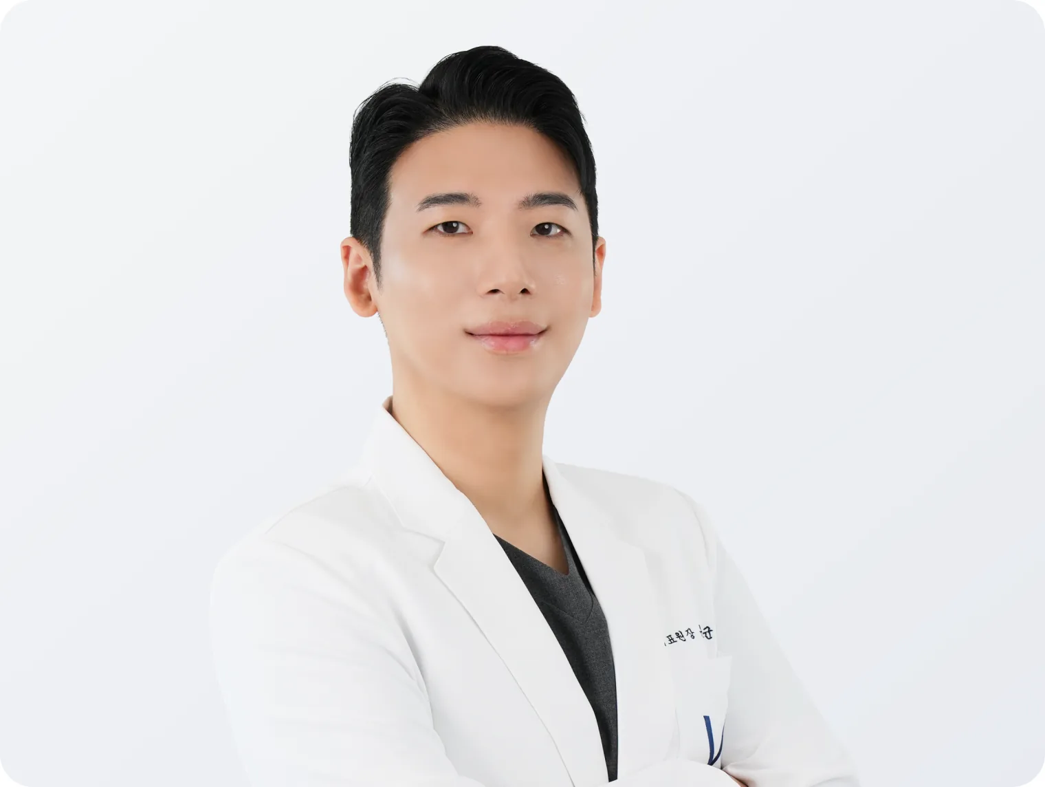 유동균代表院长