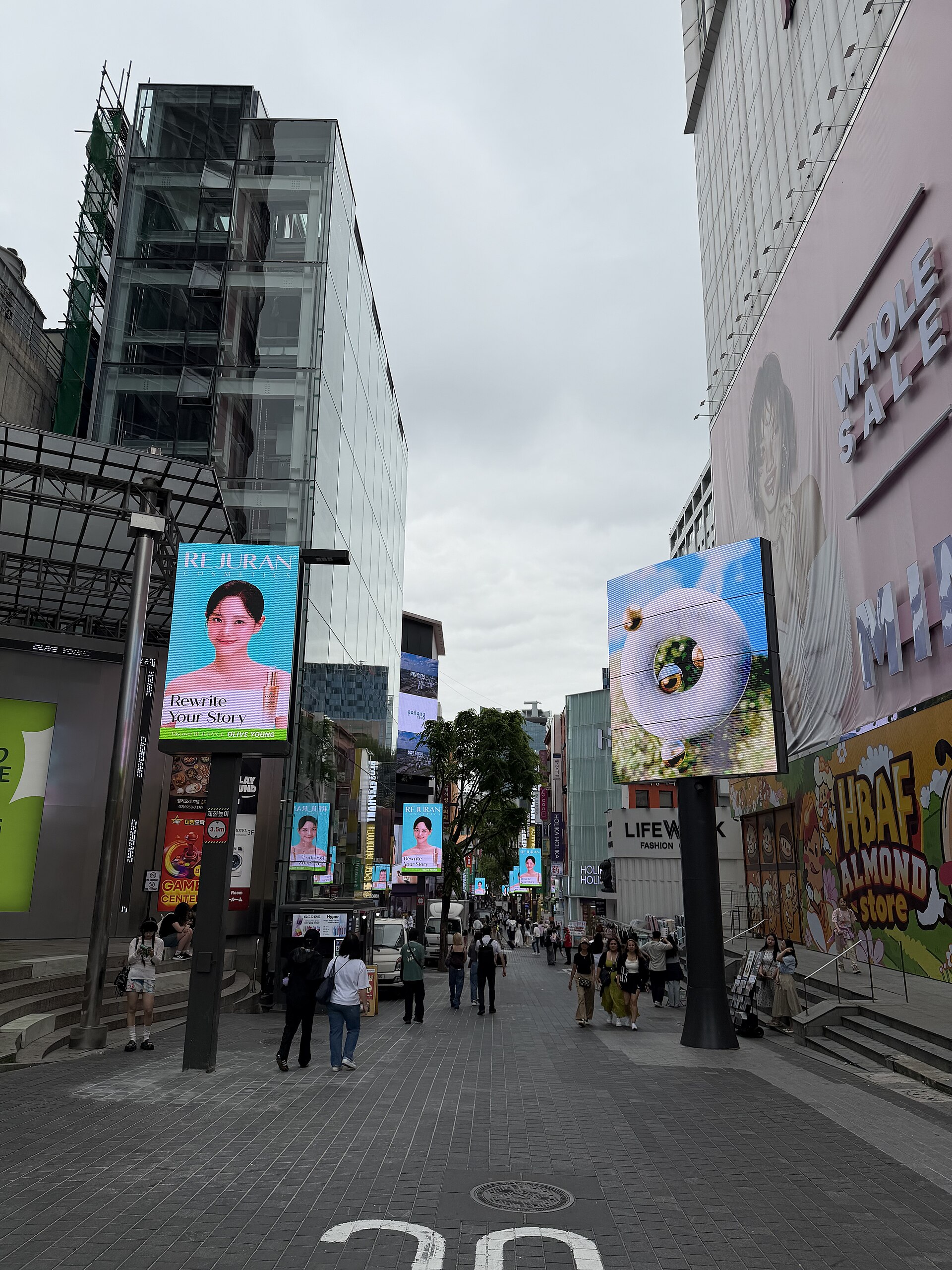 首尔明洞步行街实景